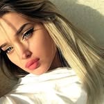 Bailey Larson - @baileynibmudon - Instagram