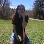 Bailey Maxwell - @baileymclothes - Instagram