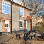 Baileywick Cottage - @wells_baileywickcottage - Instagram