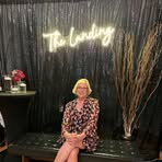 Barb Tesch - Facebook
