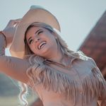 Bárbara Azzi Cortat - @barbaraazzi - Instagram