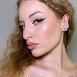 Barbara Bigley - @annlynbeesh - Instagram