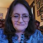 Barbara Combs Shelton - @barbara.shelton.5492 - Instagram
