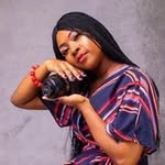 daphne barbara danso - @daphneeonwax - Instagram