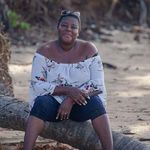 Barbara Dodoo - @bluejade27 - Instagram