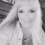 Barbara England - @fairysnmypond - Instagram