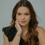 Barbara Friedrich | Estrias | Cicatriz | Despigmentação - @dra.barbarafriedrich_ - Instagram