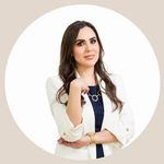 Dra. Bárbara Gallegos - @bgmedestetica - Instagram
