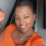 Barbara Romain - @athaliahvoltaire - Instagram