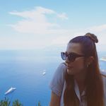 Barbara Török - @barbara_trk - Instagram