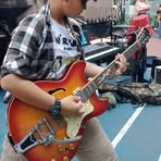 Berry Akbar - Facebook