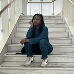 Nesi - @lynesiabarry - Instagram