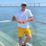 Bart Jimenez - @enrique.jimenez0705 - Instagram