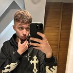 Bartek Jabłoński - @bjablosnki - Instagram