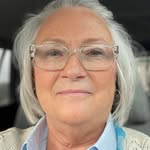 Loretta Barton Thompson - @tdiva9195 - Instagram