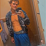 Baylee Crowe-Moore - @baylee_crowe537 - Instagram