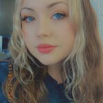 Baylee Malone - @rowan_lotus - Instagram