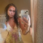 bea - @bea.abbott - Instagram