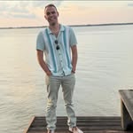 Bear Roberts - @bearackaflocka - Instagram