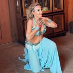 Beatrice David - @beatbellydance - Instagram