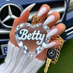 Beatrice  maina - @beatricemaina817 - Instagram