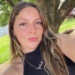 Beatriz Costa - @bia.s.costaa - Instagram