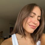 Beatriz Eugenia - @beatrizfloresr - Instagram