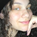 Beatriz Leal - @bibsleal - Instagram