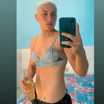 Beatriz Leal - @beatrizleal_20 - Instagram