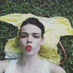 Beatriz Wolf Stark - @beatricheblatizoou - Instagram