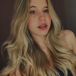 Beatriz Vasconcelos - @beacs.triz - Instagram