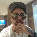 Beau Carter - @bespoke.blonde - Instagram