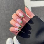 Beauty Chambers - @hollychambersbeauty - Instagram