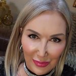 Resa Kahn - For the Love of Beauty - @resakahnfortheloveofbeauty - Instagram