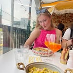 Rebecca Hesslevik - @becca_hesslevik - Instagram