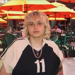 bec - @beccaleeariz - Instagram