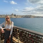 Becca Lowe - @beccakatelowe - Instagram
