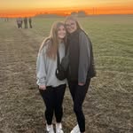 becca 🩷💐🪩☀️ - @becca_robinson07 - Instagram