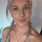 Becky Watson - @boradley_ - Instagram