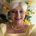 Becky Addison Applegate - @becky.applegate.5 - Instagram