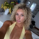 becky - @beckyashton_ - Instagram