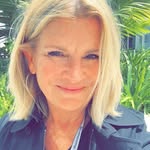 Becky Austin Leathers - @theblockchainbecky - Instagram