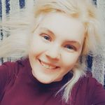 Becky Bingham - @adventurechick2020 - Instagram