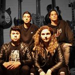 Becky and The Bones - @beckyandthebones - Instagram
