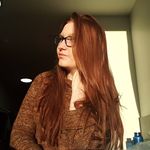 Becky | Book Blogger - @uptownoraclebooks - Instagram