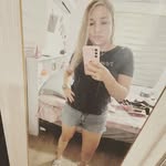 Adrii Hernández - @beckycedillo17 - Instagram