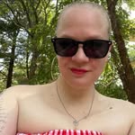 Becky Chabot - @bayernbabe31 - Instagram