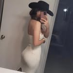 Becky - @beckywithcurlyhair - Instagram