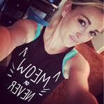 Becky Dodd - @badunicornphotography - Instagram