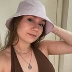 Becky Ellis - @beckyjaneellis_ - Instagram